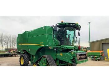 Moissonneuse-batteuse John Deere S690