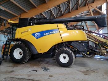 Moissonneuse-batteuse New Holland 9070