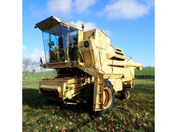 Moissonneuse-batteuse New Holland S 1550