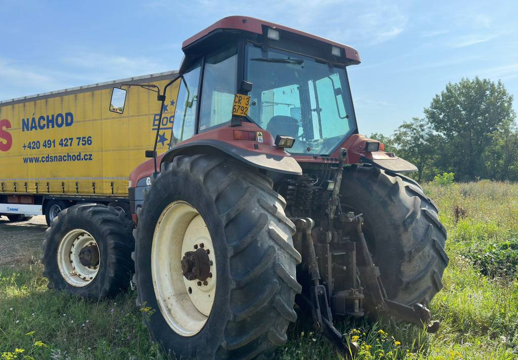 Tracteur agricole New Holland G 210: photos 3