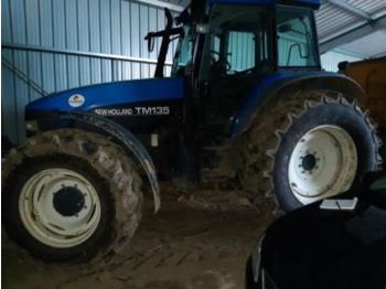 Tracteur agricole New Holland tm135: photos 1