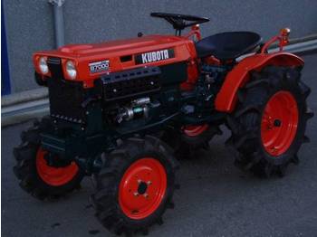 Kubota B7000 DT - 4X4 - Tracteur agricole