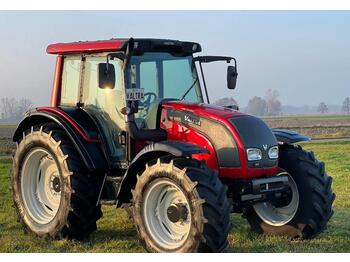 Valtra N101HT  - tracteur agricole