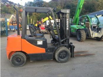 Chariot élévateur Doosan D30S