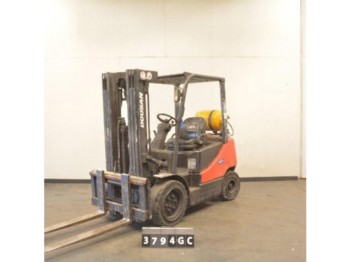 Chariot élévateur frontal à 4 roues Doosan G30E-5