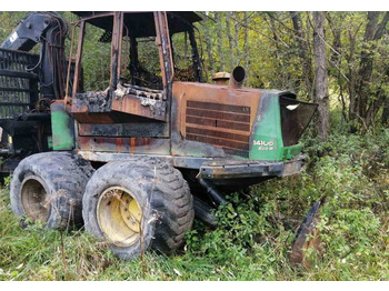 Tracteur forestier John Deere 1410 D breaking for parts: photos 1