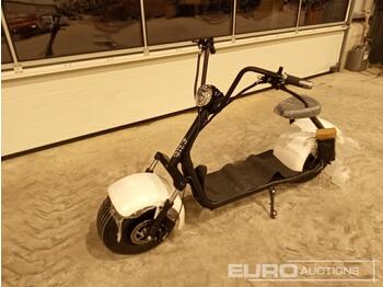 Équipement de garage Unused CityCoco Electric Scooter: photos 1