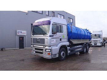 Camion vidangeur MAN TGA 26.410 (MANUAL GEARBOX / 6x2 / 18000 L / 8 TIRES)