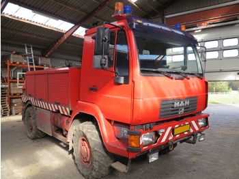 Remorqueuse MAN 10-225 Recovery 4x4 Underlift/Winch/Rear spades