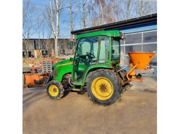Tracteur communal John Deere 3520