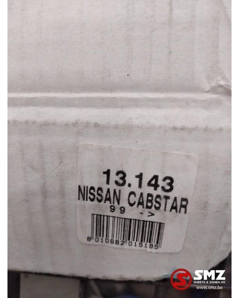 Cabine et intérieur pour Camion Nissan Occ Zijwindschermset Nissan Cabstar: photos 2
