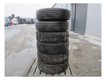 Goodyear 295/80R22.5 - Pneu