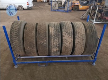 Pneux Michelin 315/70 R22.5
