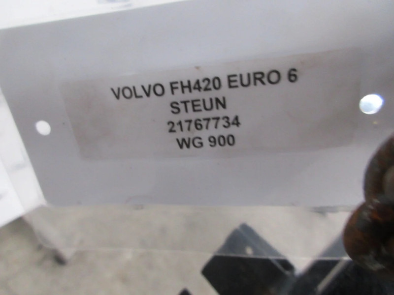 Frame/ Châssis pour Camion Volvo 21767734 VOOR BRAKET VOLVO FH 460 EURO 6: photos 6