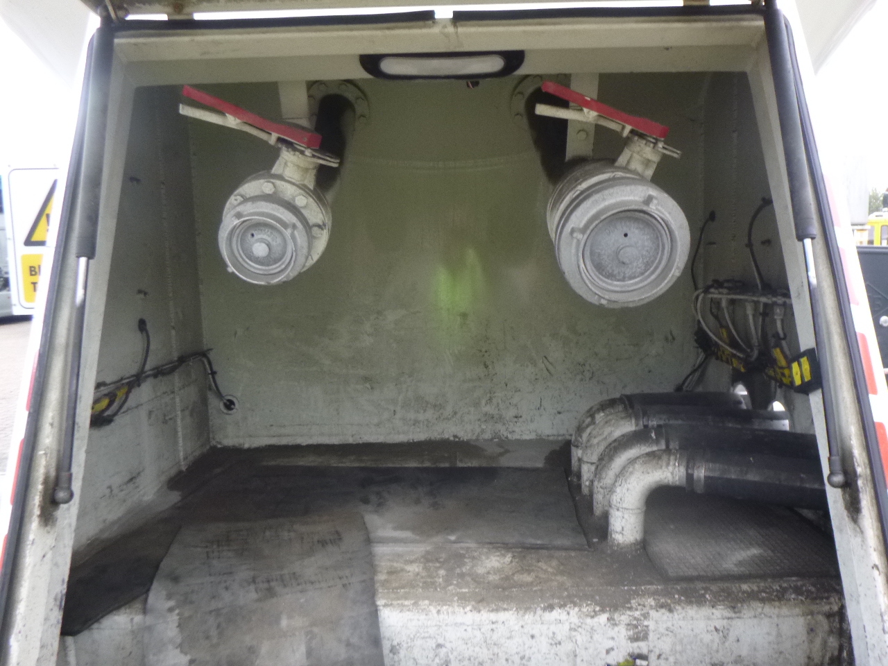 Semi-remorque citerne pour transport de farine Feldbinder Powder tank alu 40 m3 / 1 comp: photos 16