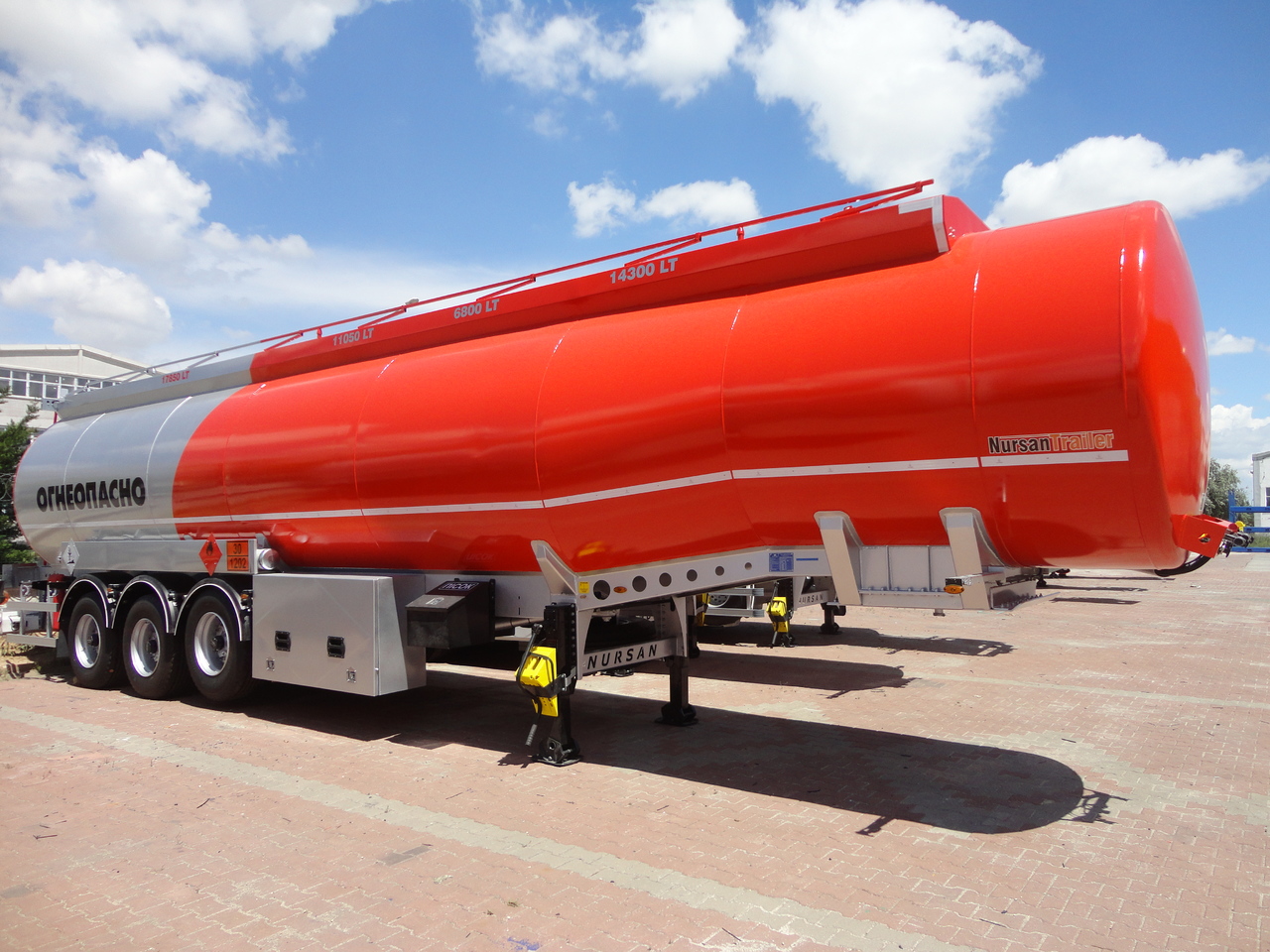 Semi-remorque citerne pour transport de carburant neuf NURSAN Steel Fuel Tanker: photos 9