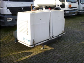 Semi-remorque citerne Yanmar / GHH Rand 4TNV88 engine / CG80RD compressor