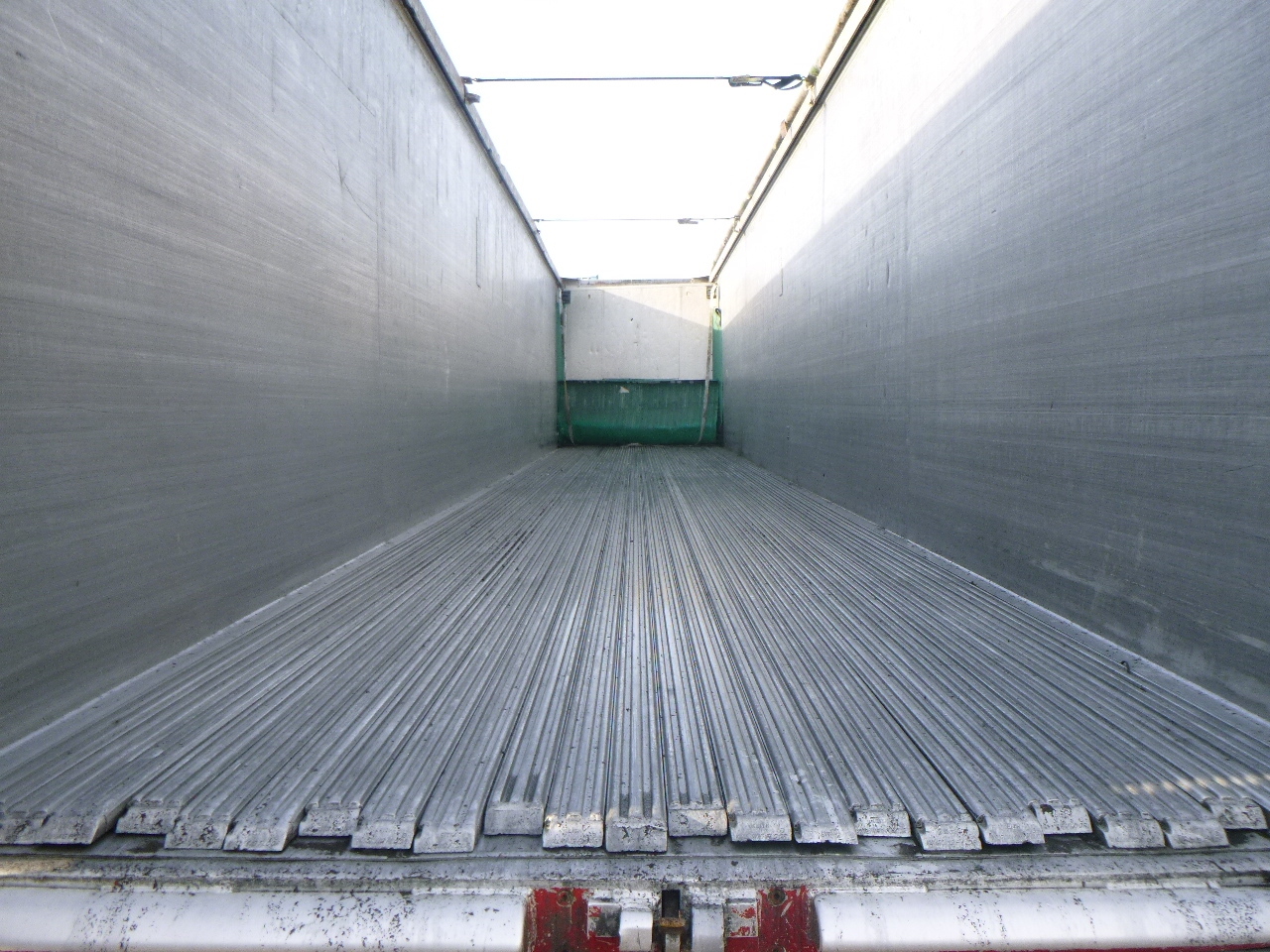 Semi-remorque à fond mouvant Stas Walking floor trailer alu 90 m3: photos 9