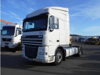 Tracteur routier DAF XF105 460