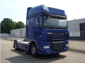 Tracteur routier DAF XF105-460 - SUPERSPACECAB: photos 1
