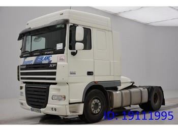 Tracteur routier DAF XF105.460 Space Cab: photos 1