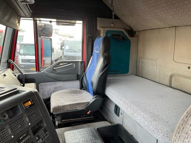 Tracteur routier Iveco Eurostar 440.43 T/P HIGH ROOF (ZF16 MANUAL GEARBOX / ZF-INTARDER / AIRCONDITIONING): photos 10