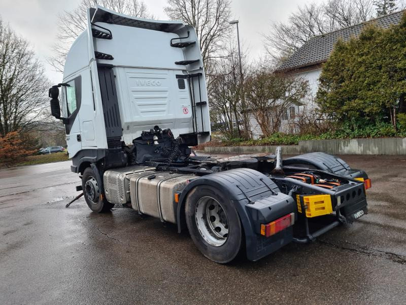 Tracteur routier Iveco Stralis AS440 T/P 48 Unfall: photos 4
