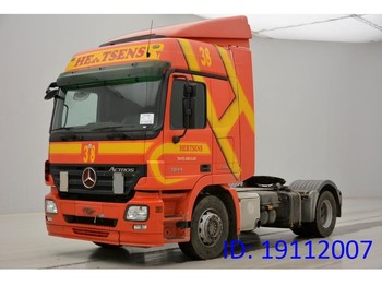 Tracteur routier Mercedes-Benz Actros 1844LS