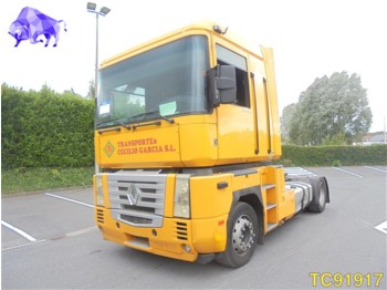 Tracteur routier Renault Magnum 400 Euro 3: photos 1