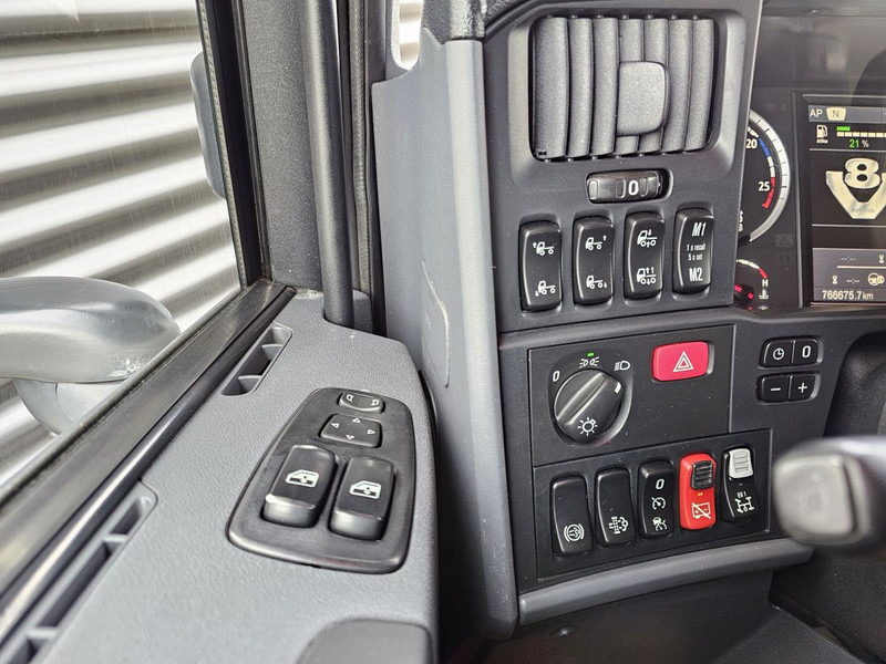 Tracteur routier Scania R580 V8 E6 / RETARDER / FULL AIR / HYDRAULIC: photos 11