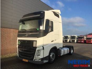 Tracteur routier Volvo FH420 4X2 EURO 6 X-LOW - GLOBETROTTER: photos 1