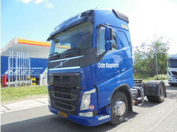 Tracteur routier Volvo FH 420 ADR + PTO: photos 1