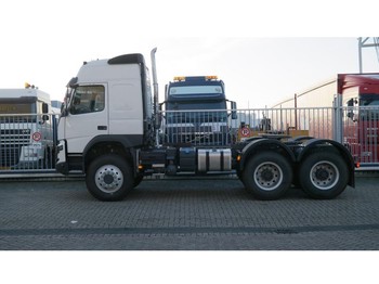 Tracteur routier Volvo FMX 540: photos 1