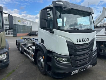 Camion ampliroll IVECO X-WAY