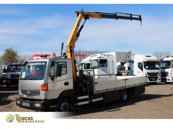 Camion grue NISSAN