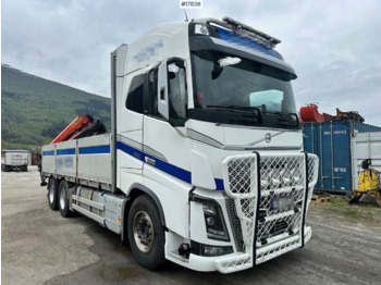 Camion plateau VOLVO FH16 650