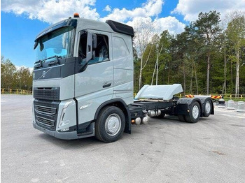 Camion plateau VOLVO FH 500