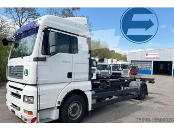 Camion porte-conteneur/ Caisse mobile MAN TGA 18.400