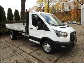 Véhicule utilitaire benne FORD Transit