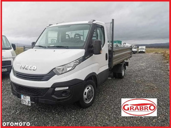 Véhicule utilitaire benne IVECO Daily 35C15