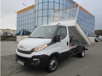Véhicule utilitaire benne IVECO Daily