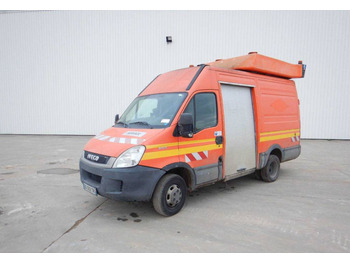 Fourgon utilitaire IVECO Daily 50c15