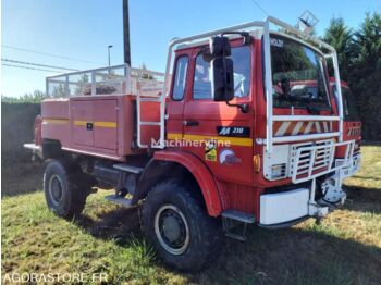 RENAULT M210 - camion de pompier