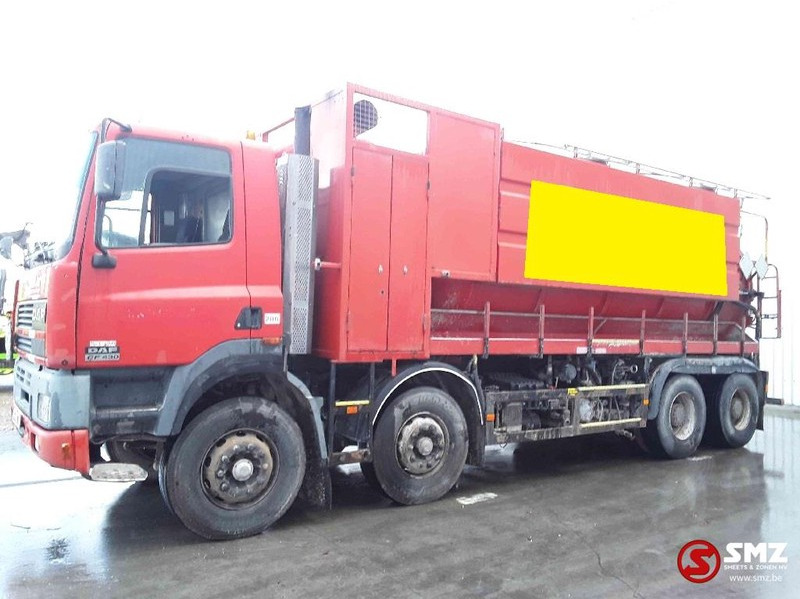 Camion hydrocureur DAF 85 CF 430 on stock TOP condition: photos 6
