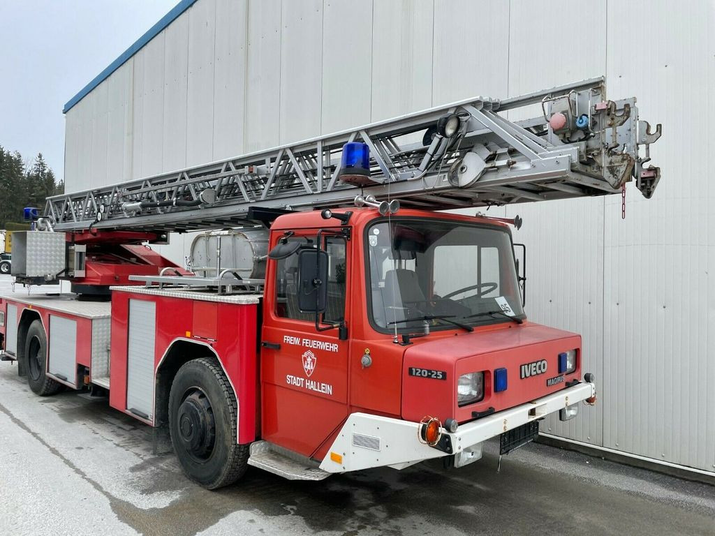 Camion de pompier Iveco Magirus 120.25 Drehleiter 30m mit Korb!: photos 2