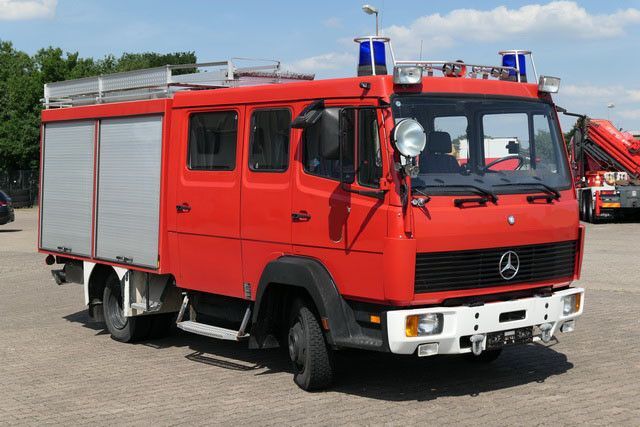 Camion de pompier, Utilitaire double cabine Mercedes-Benz 814 F/Feuerwehr/Pumpe/9 Sitze: photos 3