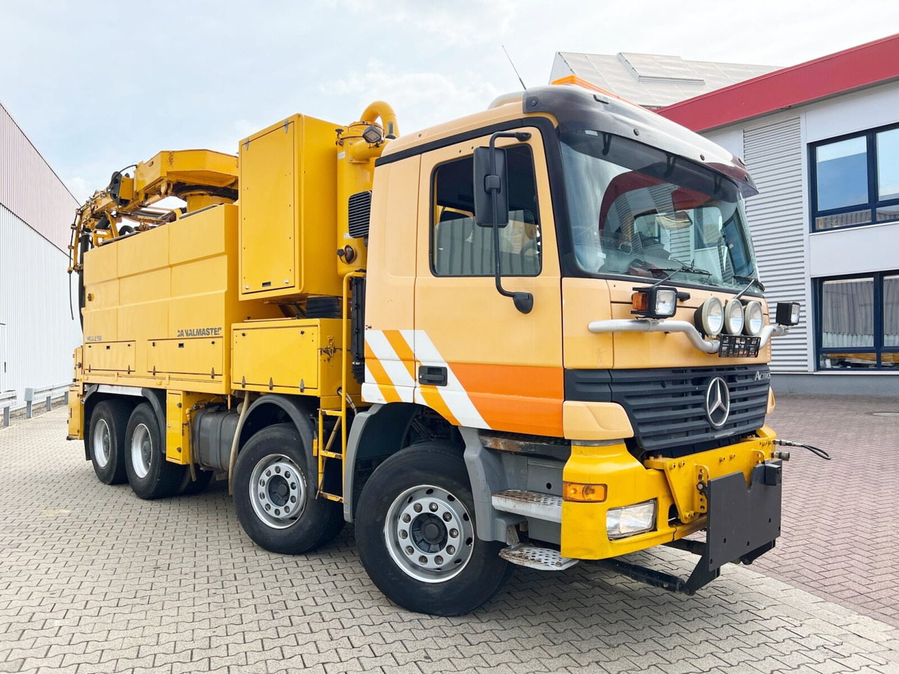 Camion hydrocureur Mercedes-Benz Actros 3243 K 8x4/4 Actros 3243 K 8x4/4, Müller Saug- und Spülwagen ca. 17m³, Rechtslenker: photos 10