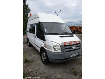 Fourgon utilitaire, Utilitaire double cabine FORD TRANSIT: photos 1