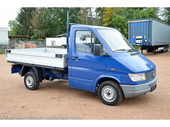 Fourgon plateau Mercedes-Benz 208D Sprinter Pritsche AHK TÜV10/21 orig. 101tkm