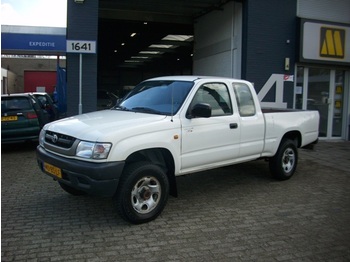 Toyota Hilux 2.5 D4D 75KW 4X4 Extra Cab -- € 7950.- -- - Fourgon plateau